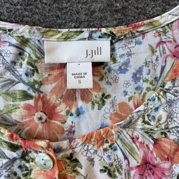 J. Jill Popover Blouse Womens Small Petite White Floral Print Rayon Ruffle Hem - Picture 7 of 7
